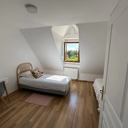Air Conditioning - Bedding Nearby Honfleur *